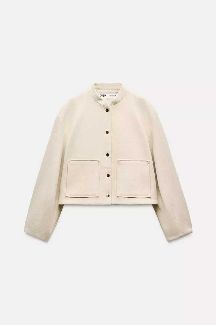 BLOUSON BOMBER CORTO CON BOLSILLOS APLICADOS